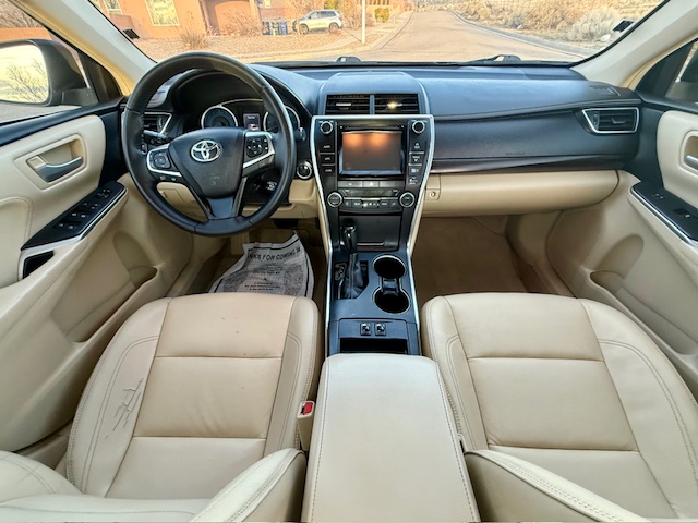 2015 Toyota Camry XLE Sedan 4D
