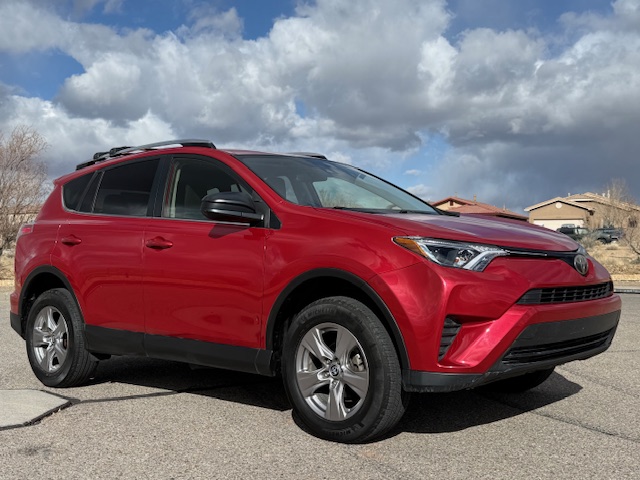 2017 Toyota RAV4 LE Sport Utility 4D