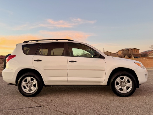 2011 Toyota RAV4 LE Sport Utility 4D