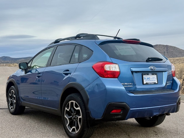 2016 Subaru Crosstrek 2.0i Premium Sport Utility 4D
