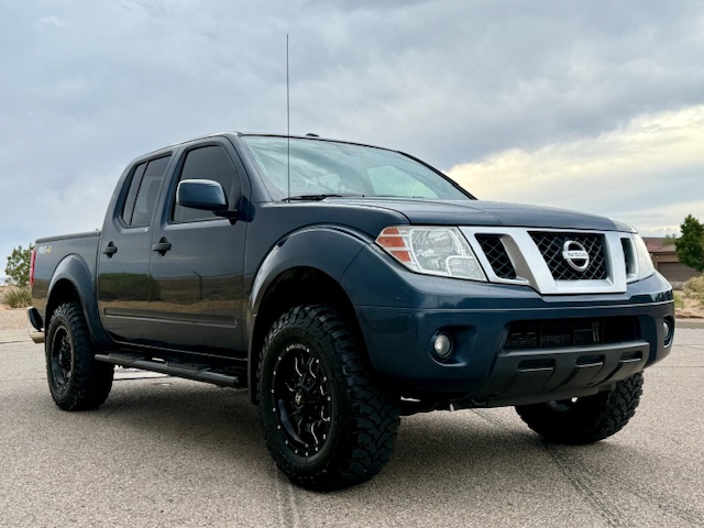 2019 Nissan Frontier Crew Cab PRO-4X Pickup 4D 5 ft