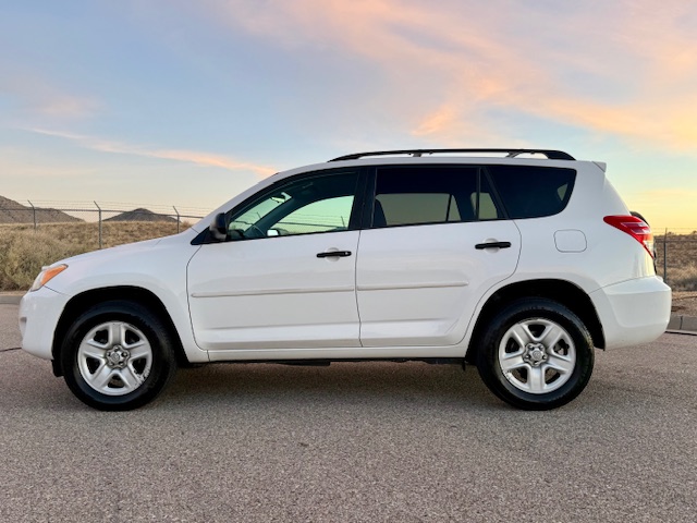 2011 Toyota RAV4 LE Sport Utility 4D