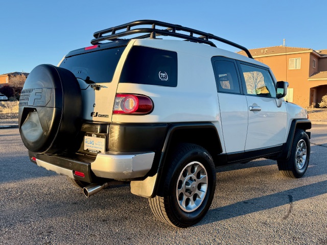 2013 Toyota FJ Cruiser Sport Utility 2D