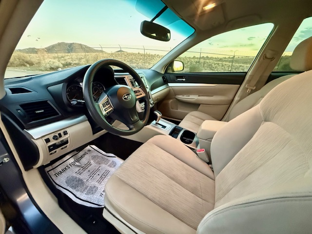 2013 Subaru Legacy 2.5i Premium Sedan 4D