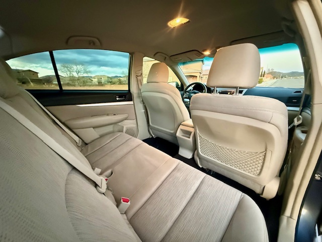 2013 Subaru Legacy 2.5i Premium Sedan 4D