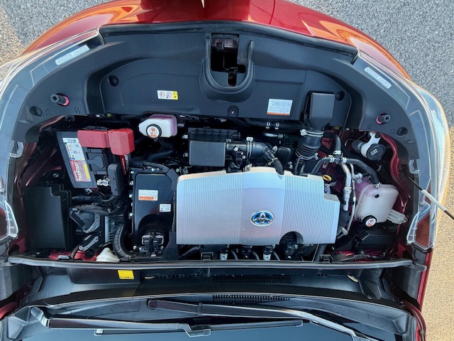 2018 Toyota Prius III Hatchback 4D