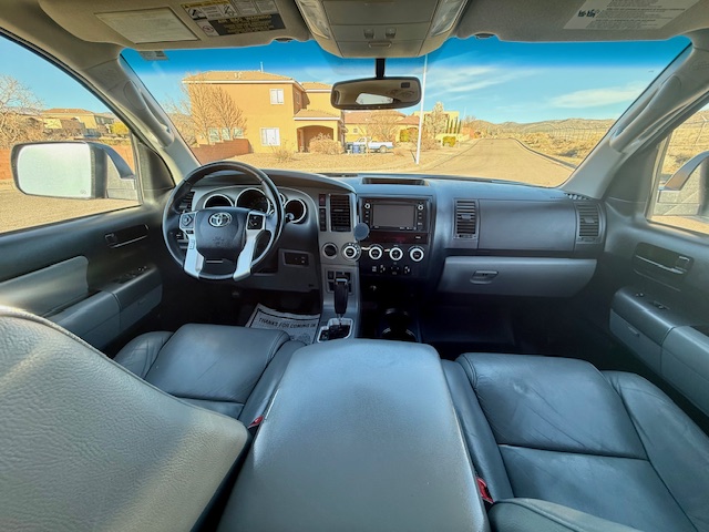 2016 Toyota Sequoia SR5 Sport Utility 4D