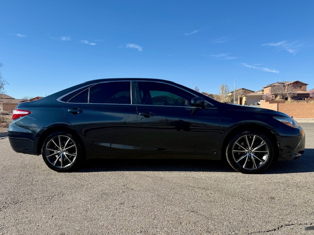 2015 Toyota Camry XSE Sedan 4D