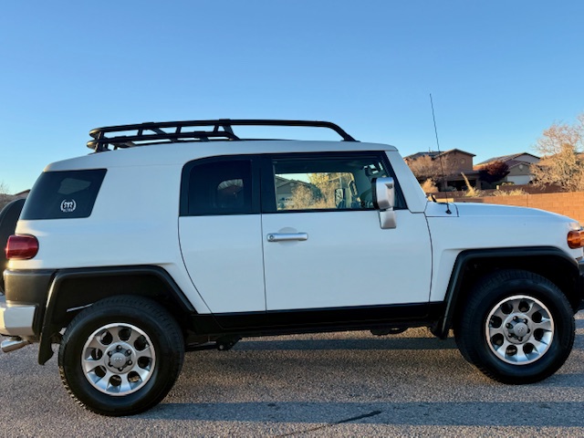 2013 Toyota FJ Cruiser Sport Utility 2D