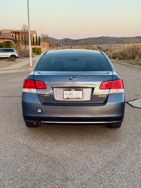 2013 Subaru Legacy 2.5i Premium Sedan 4D