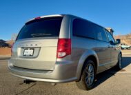 2014 Dodge Grand Caravan Passenger R/T Minivan 4D