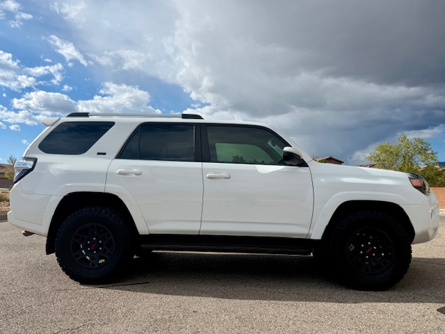 2020 Toyota 4Runner SR5 Sport Utility 4D