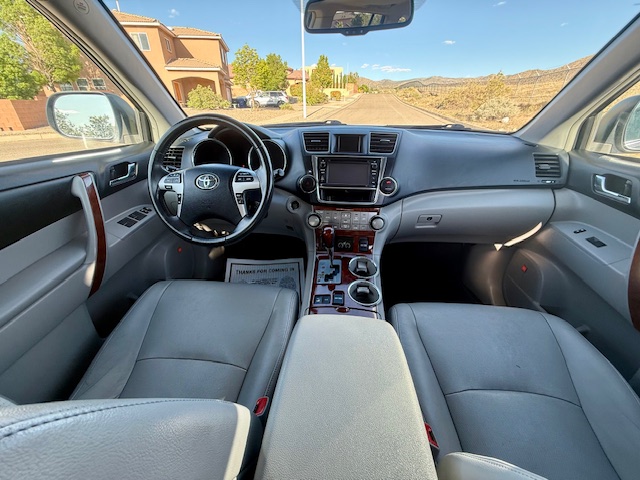 2013 Toyota Highlander Limited Sport Utility 4D