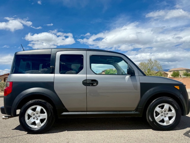 2005 Honda Element EX Sport Utility 4D