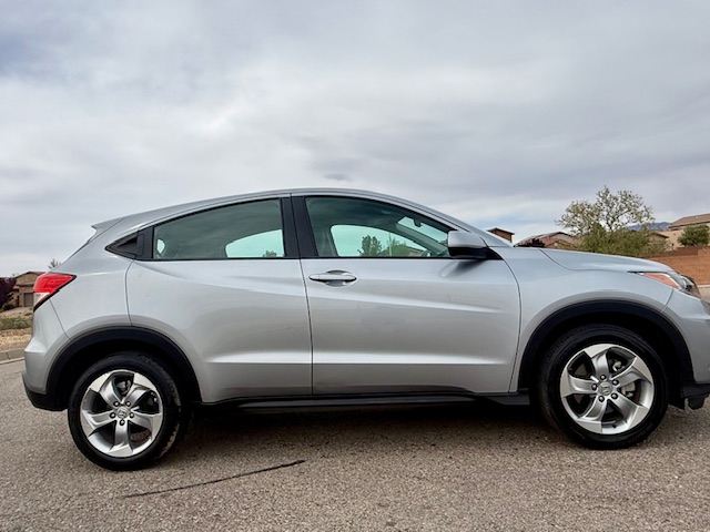 2020 Honda HR-V LX Sport Utility 4D AWD