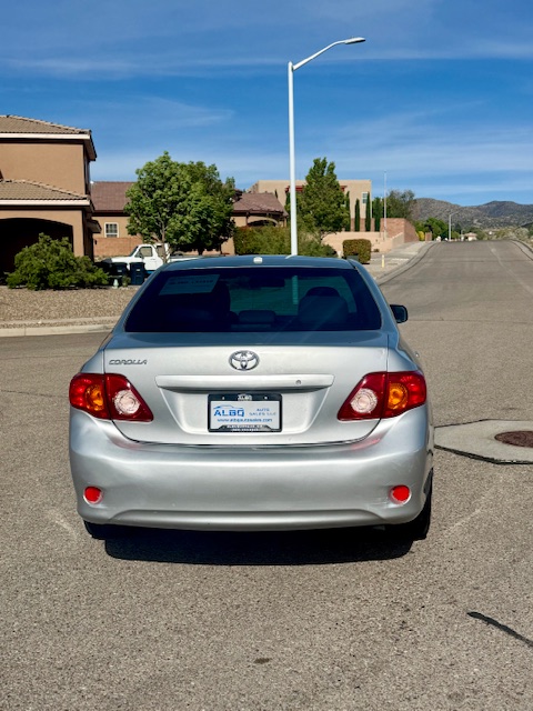 2009 Toyota Corolla XLE Sedan 4D