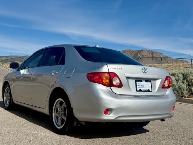 2009 Toyota Corolla XLE Sedan 4D