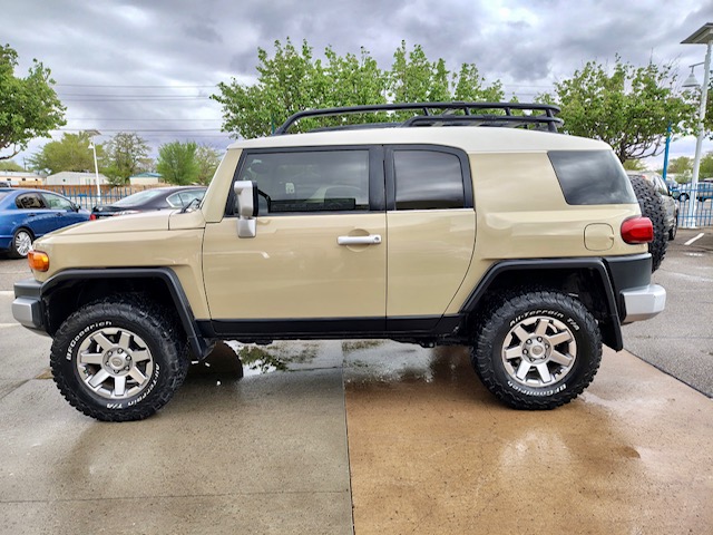 2014 Toyota FJ Cruiser Sport Utility 2D