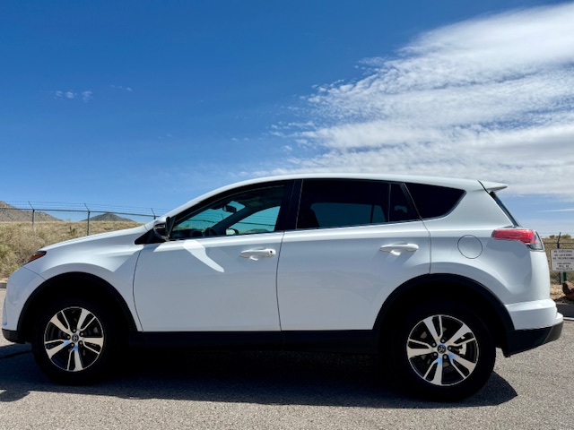 2018 Toyota RAV4 XLE Sport Utility 4D