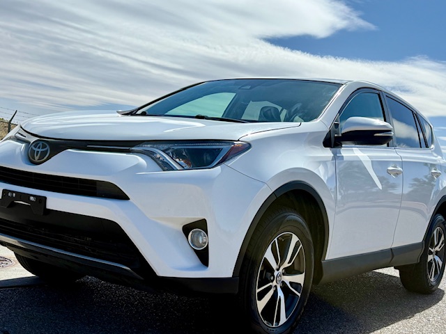 2018 Toyota RAV4 XLE Sport Utility 4D