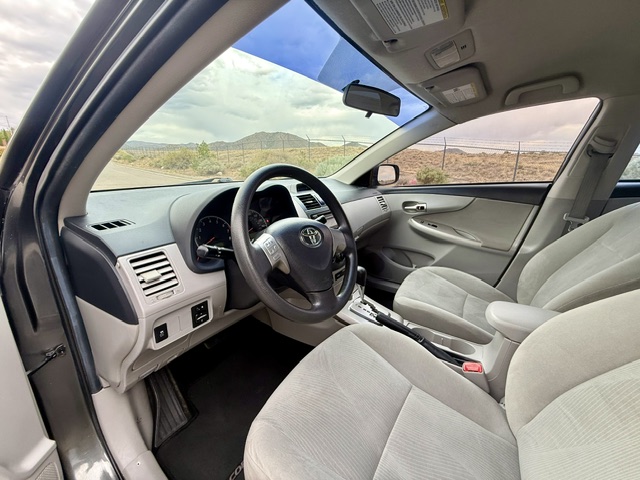 2012 Toyota Corolla LE Sedan 4D