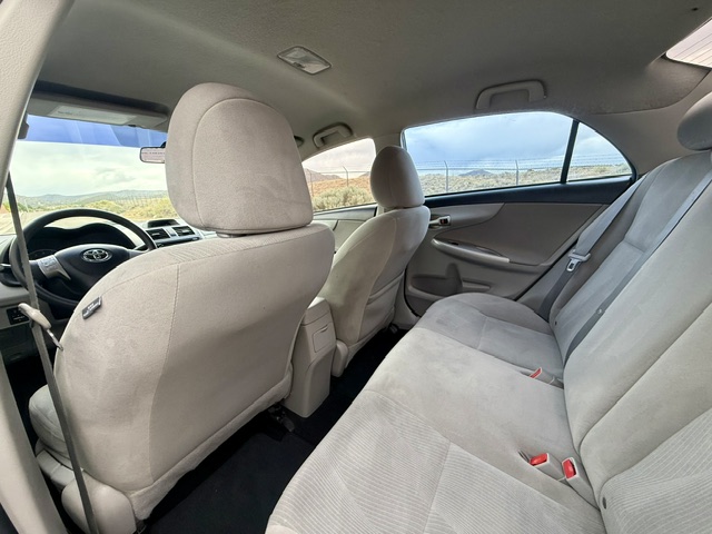 2012 Toyota Corolla LE Sedan 4D