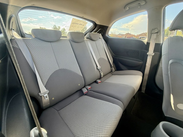 2008 Hyundai Accent GS Hatchback 2D