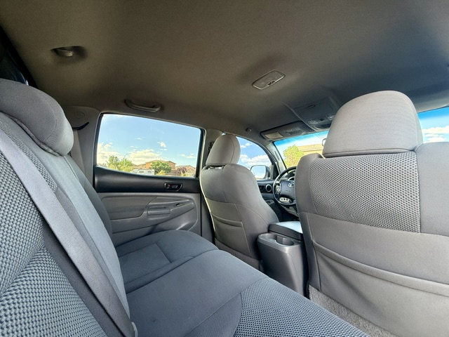 2011 Toyota Tacoma Double Cab PreRunner Pickup 4D 5 ft