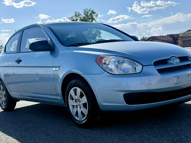 2008 Hyundai Accent GS Hatchback 2D