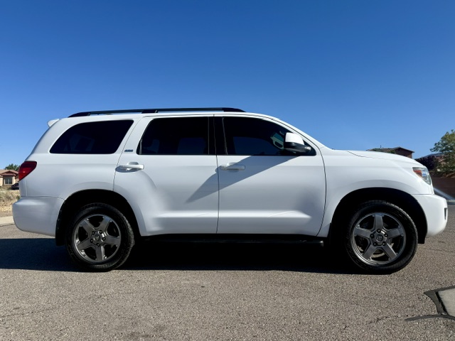 2012 Toyota Sequoia SR5 Sport Utility 4D
