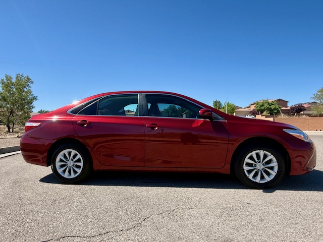 2017 Toyota Camry LE Sedan 4D