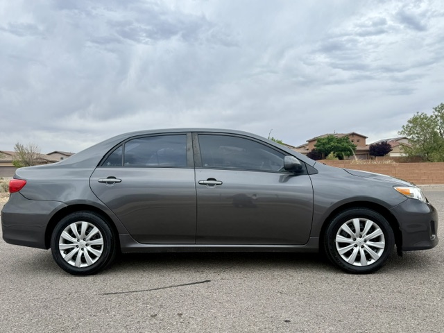 2012 Toyota Corolla LE Sedan 4D