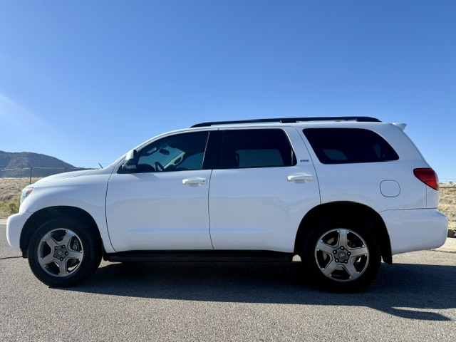 2012 Toyota Sequoia SR5 Sport Utility 4D