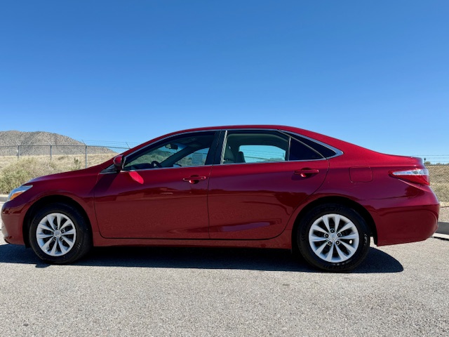 2017 Toyota Camry LE Sedan 4D
