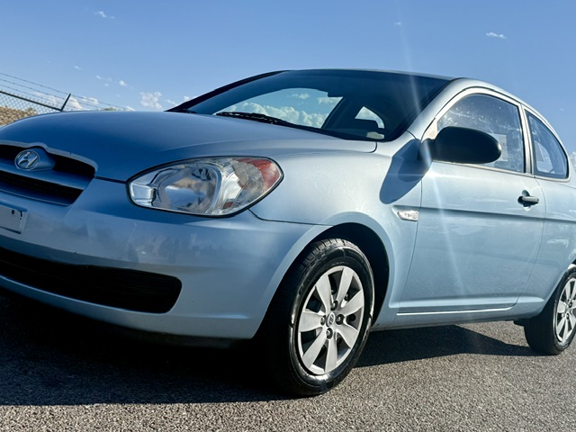 2008 Hyundai Accent GS Hatchback 2D