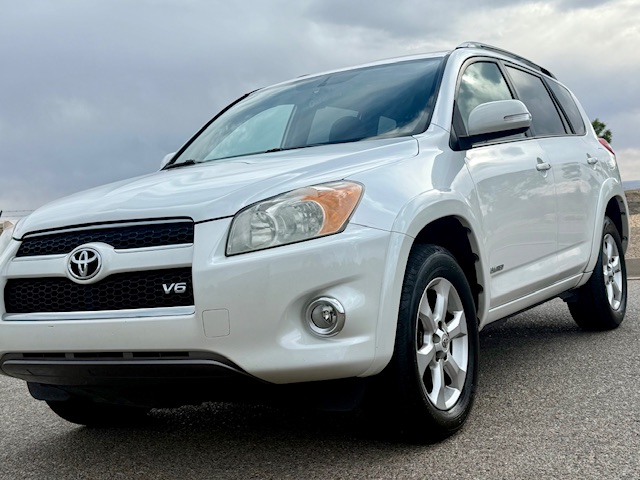 2010 Toyota RAV4 Limited Sport Utility 4D