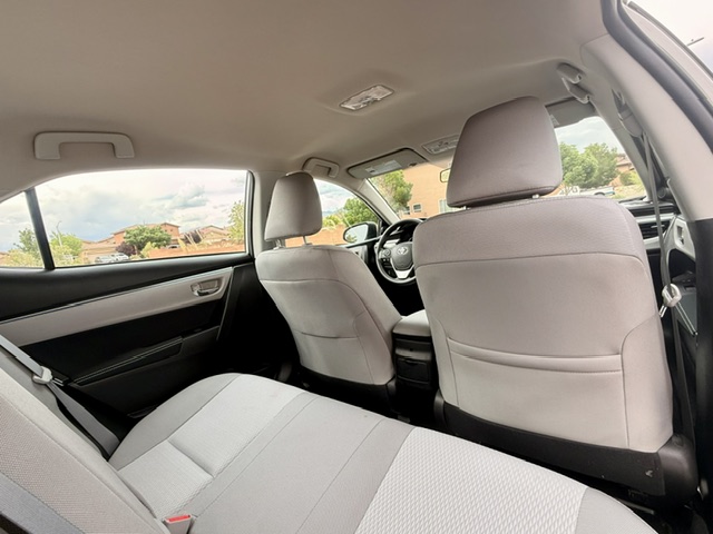 2015 Toyota Corolla LE Sedan 4D