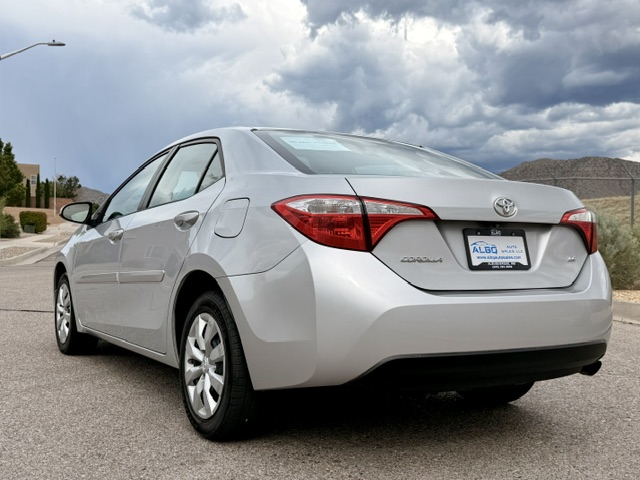 2015 Toyota Corolla LE Sedan 4D