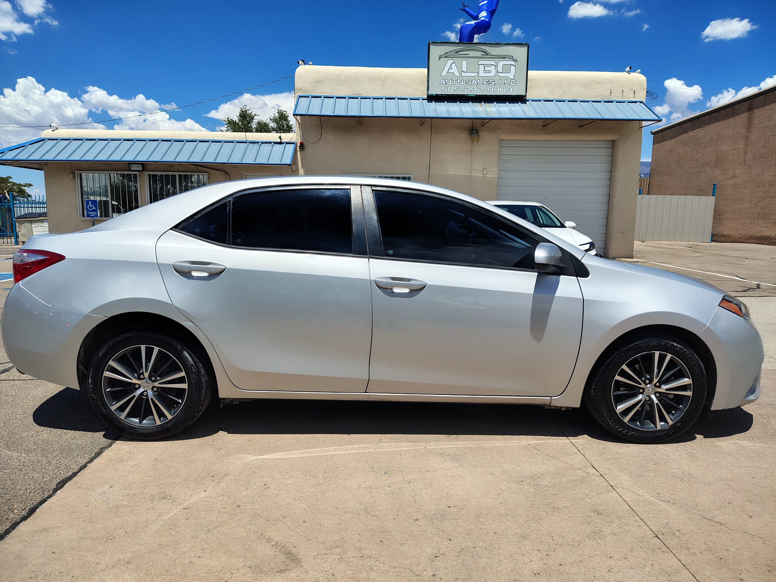 2016 Toyota Corolla LE Sedan 4D