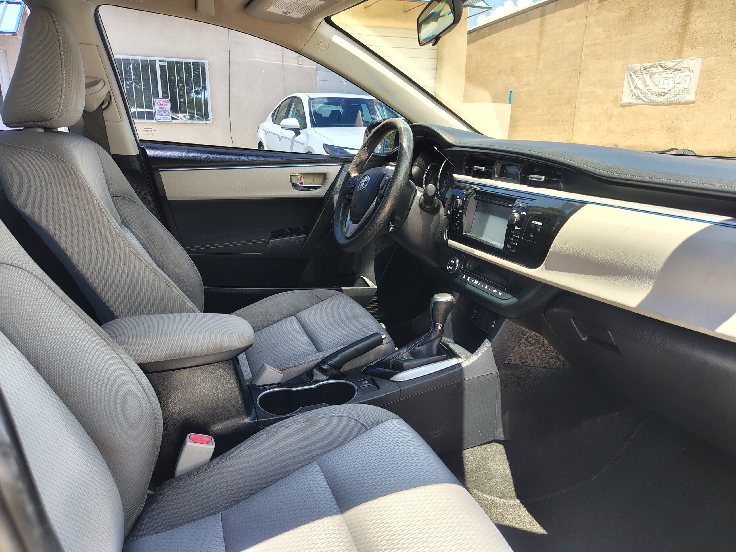 2016 Toyota Corolla LE Sedan 4D